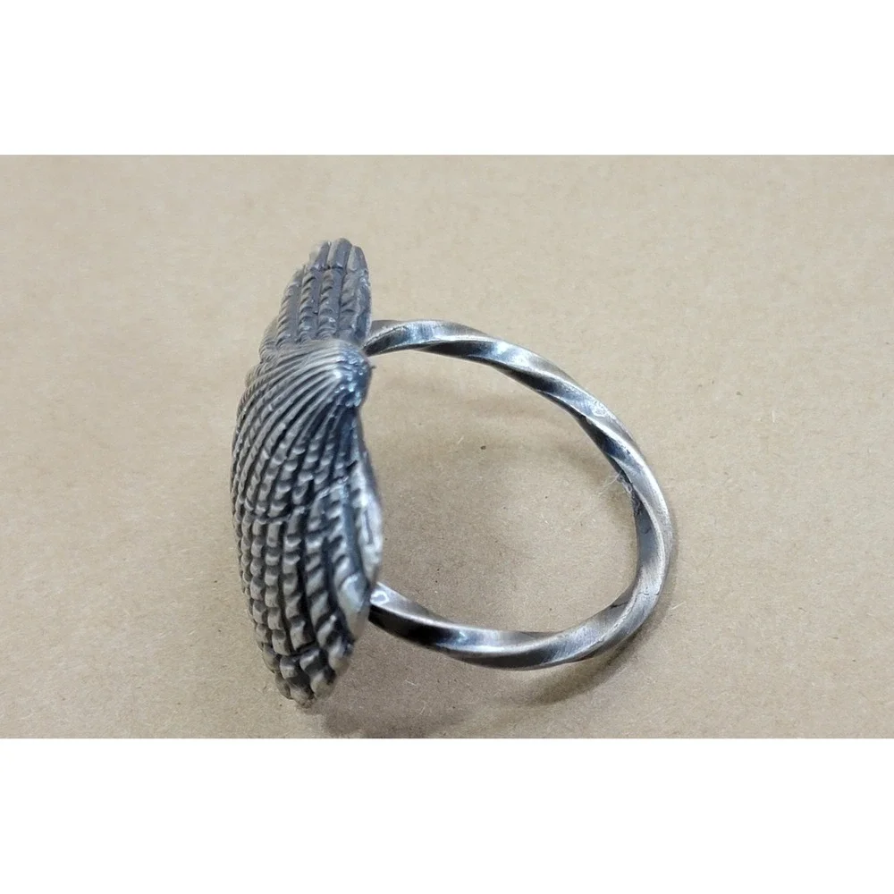 Vintage BV Scallop Seashell Statement Ring Antiqued Silver Tone Twisted Band